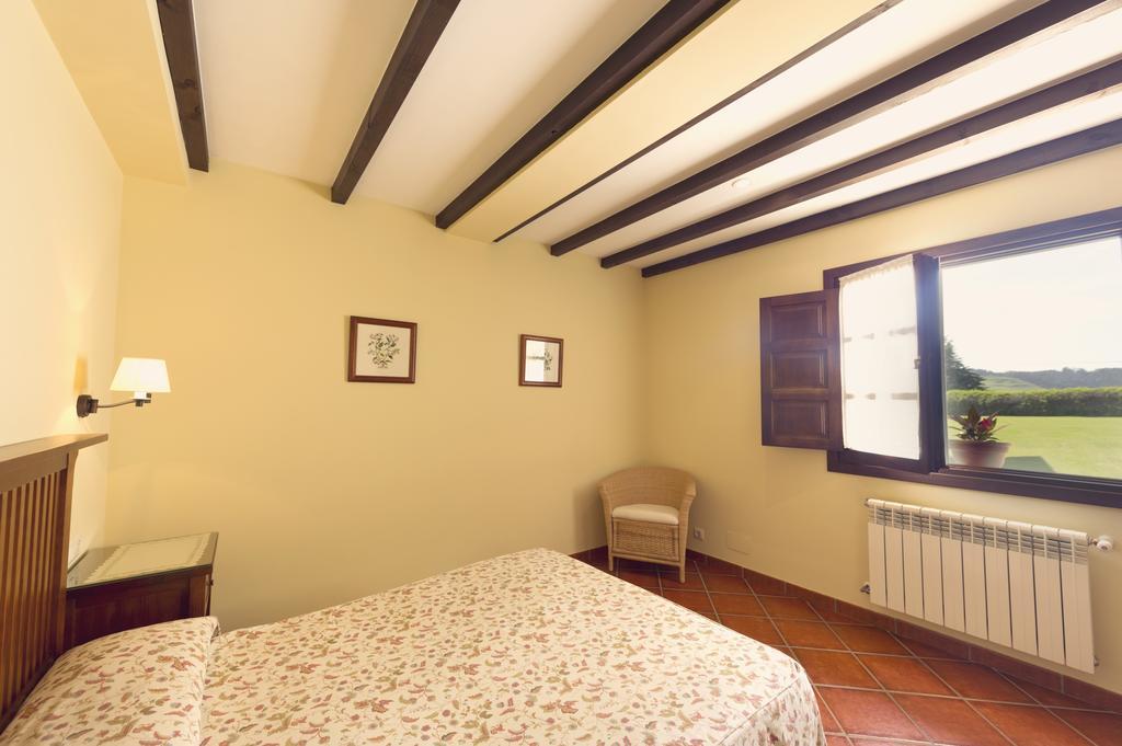 Apartamentos Rurales Antanielles Ribadesella Exteriör bild